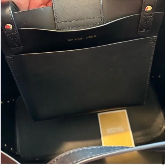 Michael Kors Manhattan Tote Shoulder Bag Black Leather Gold Studs New With Tags Bags